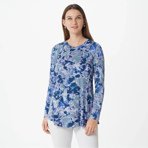 LOGO by Lori Goldstein Tops - LOGO By Lori Goldstein Women's Blue and Purple Patterned Knit Top Size S